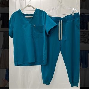 Caribbean Blue Fig Scrubs